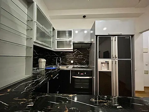 Kirayə verilir 3 otaqlı mənzil 75 m²