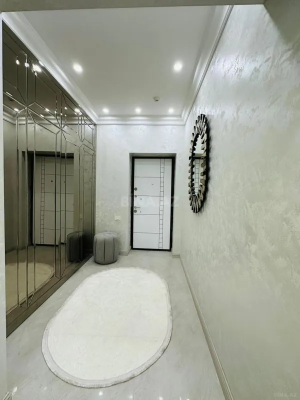 Kirayə verilir 3 otaqlı mənzil 110 m²