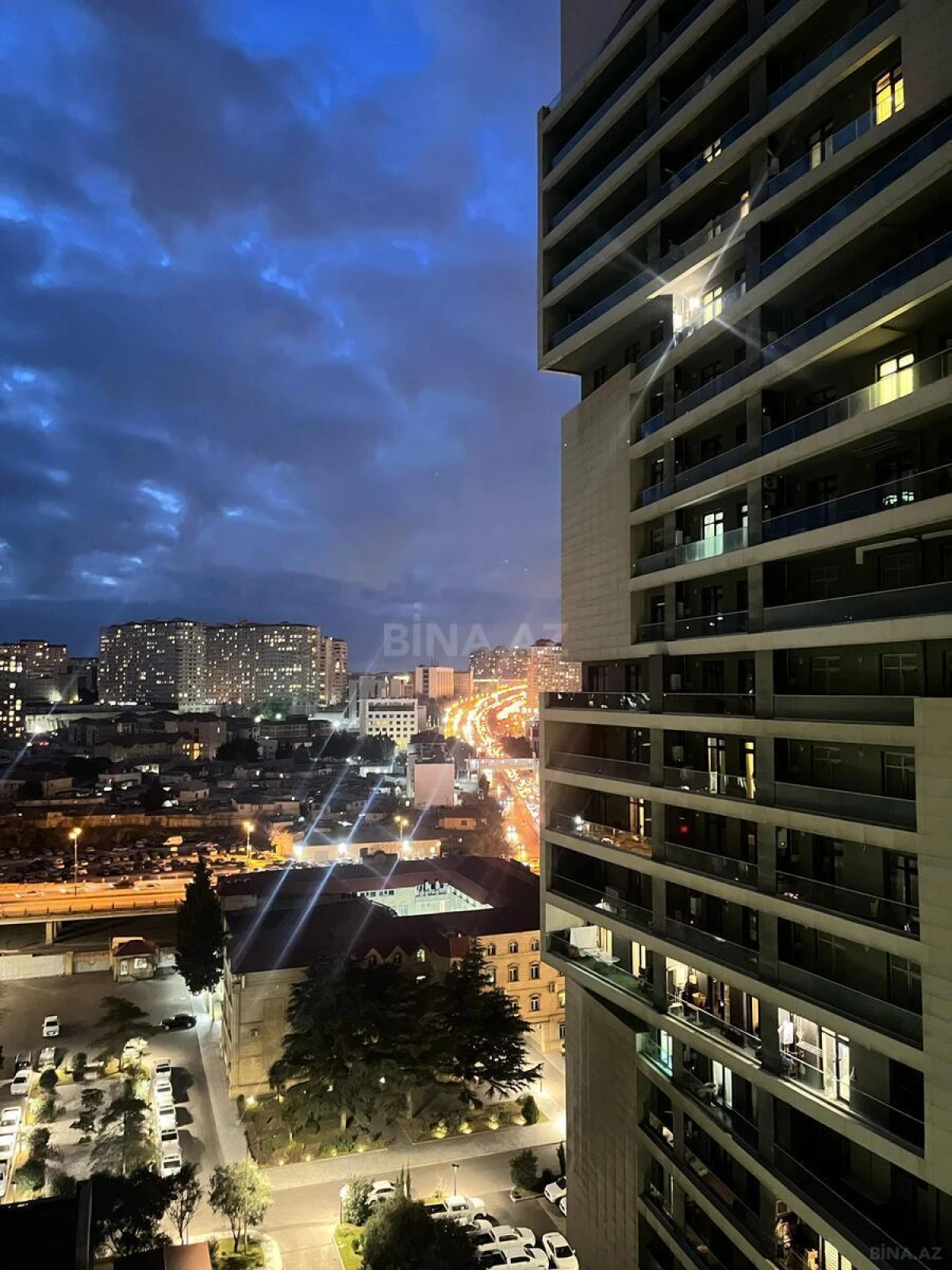 Kirayə verilir 3 otaqlı mənzil 110 m²