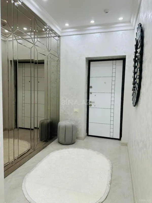 Kirayə verilir 3 otaqlı mənzil 110 m²