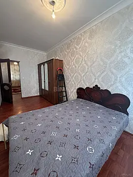 Kirayə verilir 2 otaqlı mənzil 55 m²