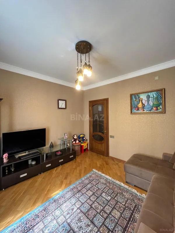 Satılır 4 otaqlı həyət evi 135 m²
