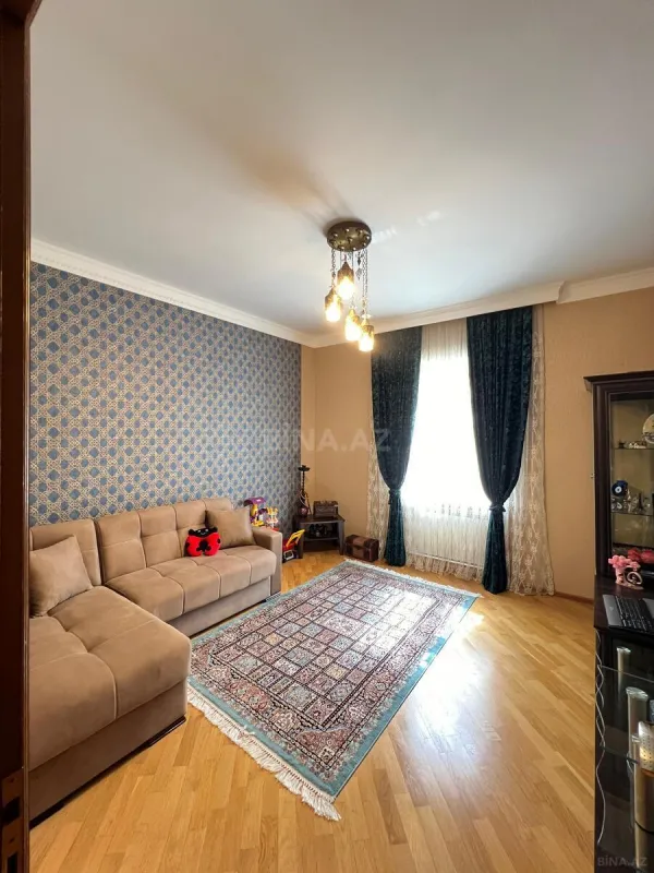 Satılır 4 otaqlı həyət evi 135 m²
