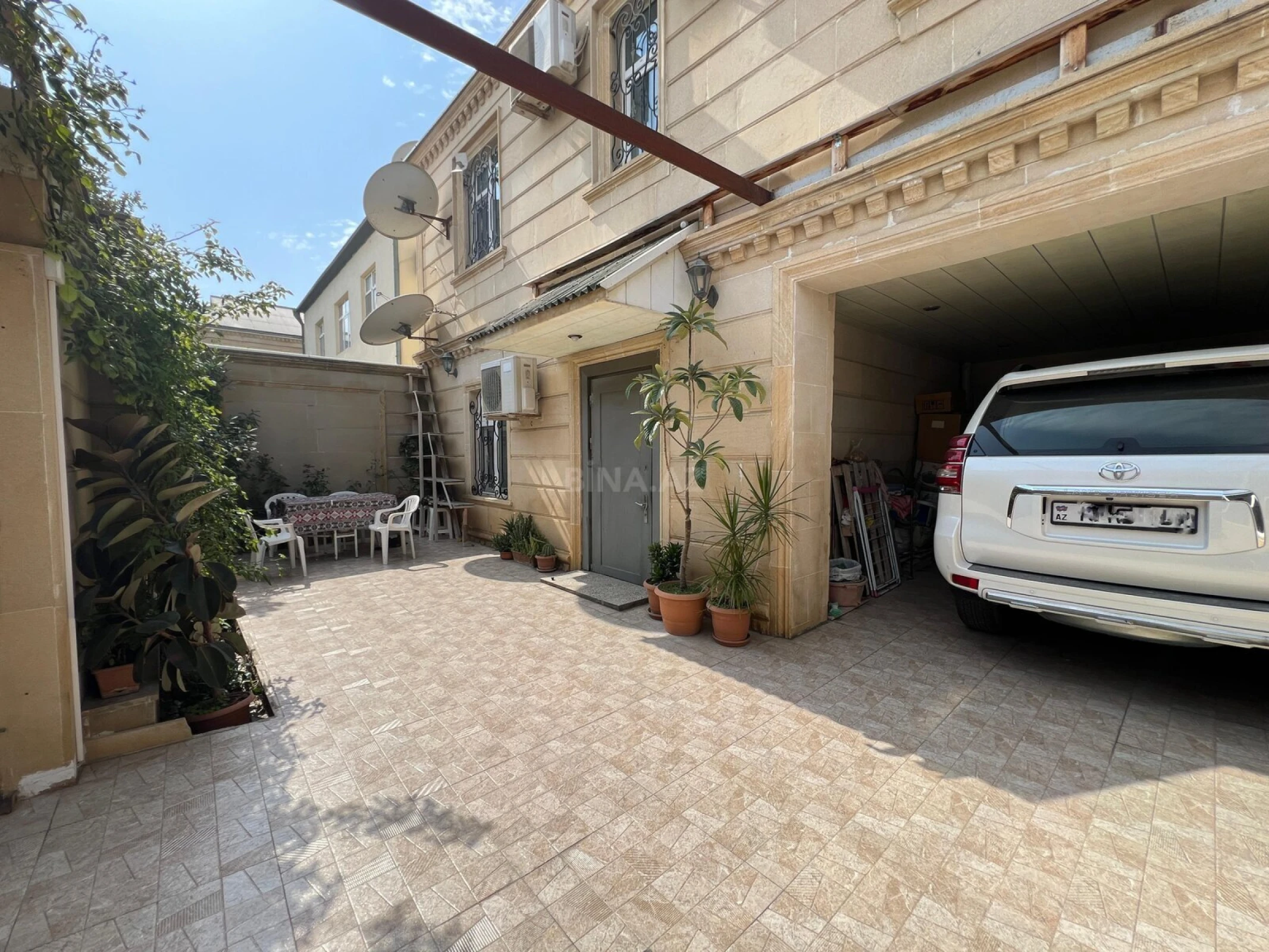 Satılır 4 otaqlı həyət evi 135 m²