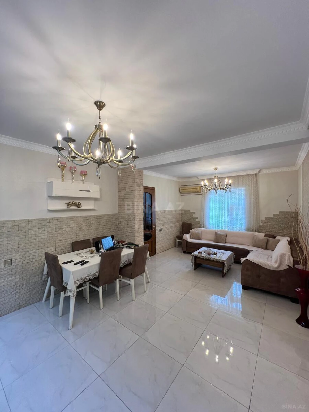 Satılır 4 otaqlı həyət evi 135 m²