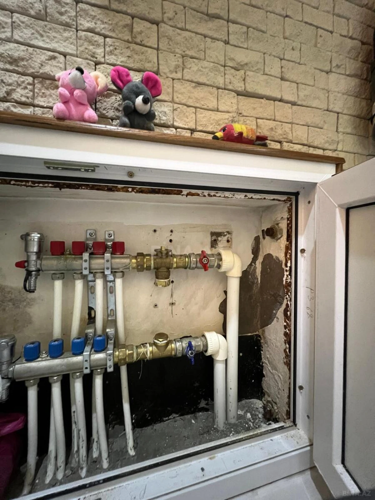 Satılır 4 otaqlı həyət evi 135 m²