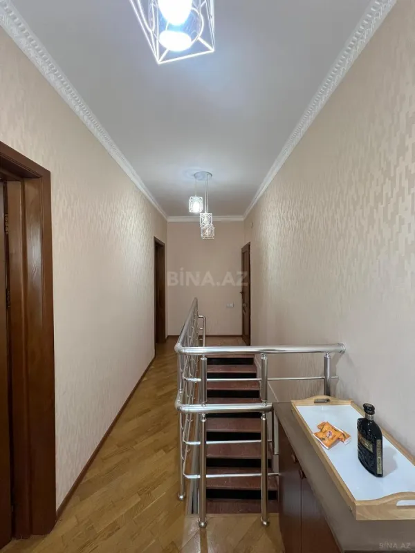 Satılır 4 otaqlı həyət evi 135 m²