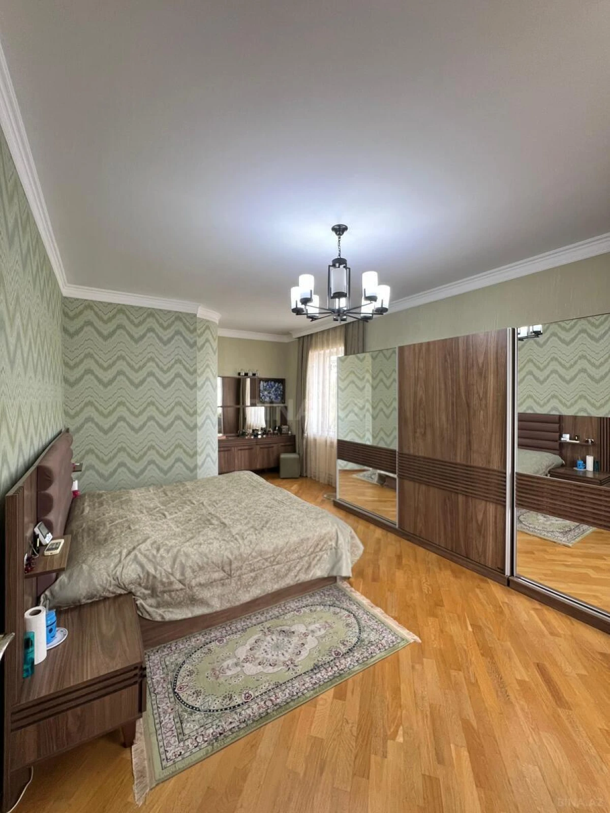 Satılır 4 otaqlı həyət evi 135 m²