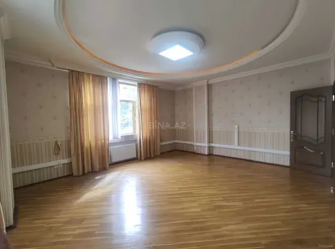 Satılır 3 otaqlı mənzil 122 m²