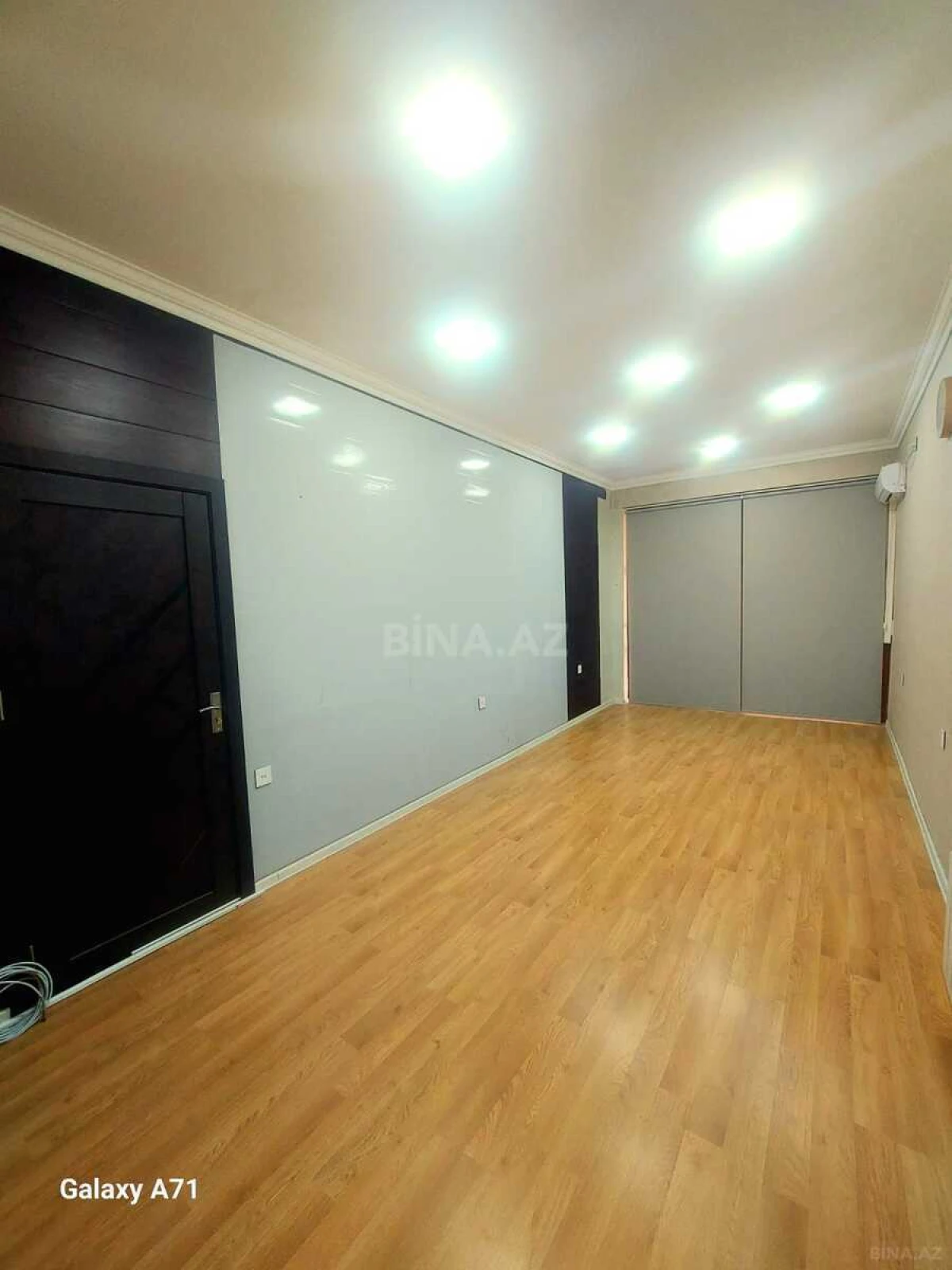 Kirayə verilir 1 otaqlı ofis 22 m²