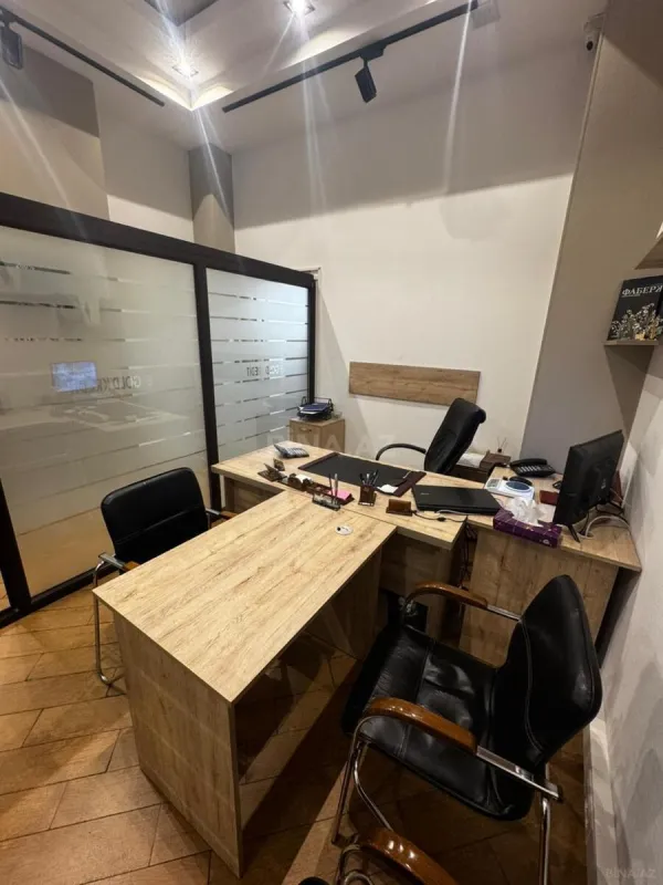 Kirayə verilir 3 otaqlı ofis 100 m²