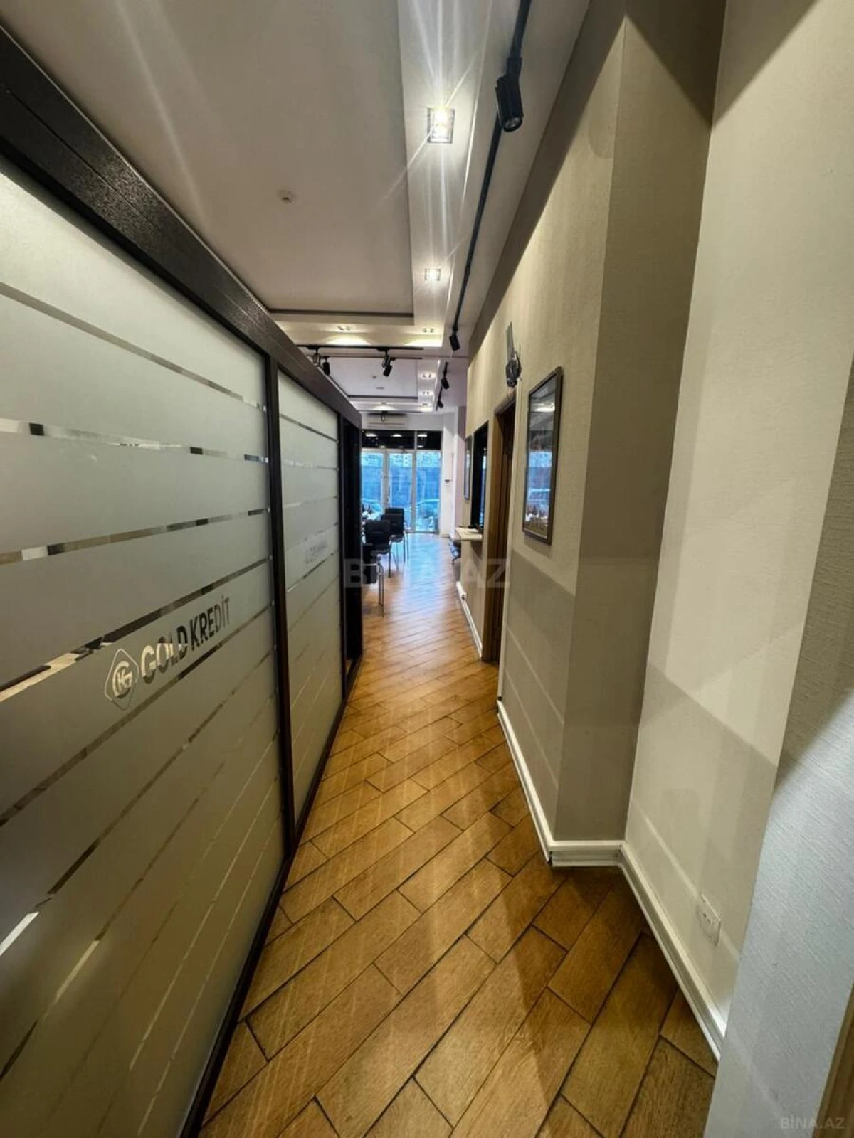 Kirayə verilir 3 otaqlı ofis 100 m²