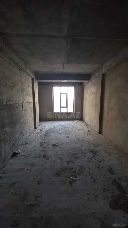 Satılır 4 otaqlı mənzil 161 m²