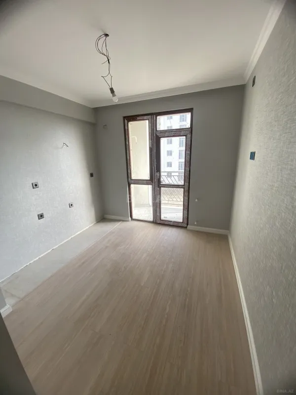 Satılır 1 otaqlı mənzil 35 m²