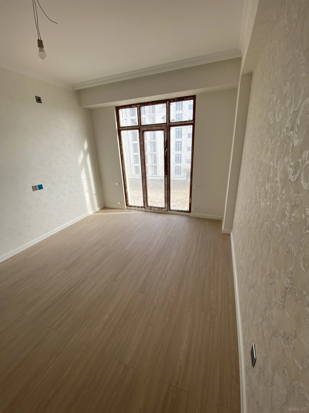 Satılır 1 otaqlı mənzil 35 m²