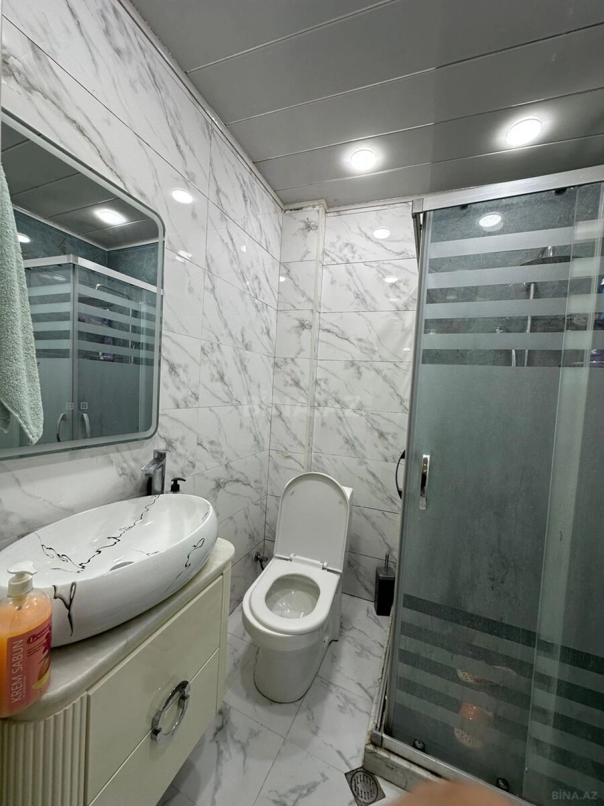 Satılır 2 otaqlı mənzil 60 m²