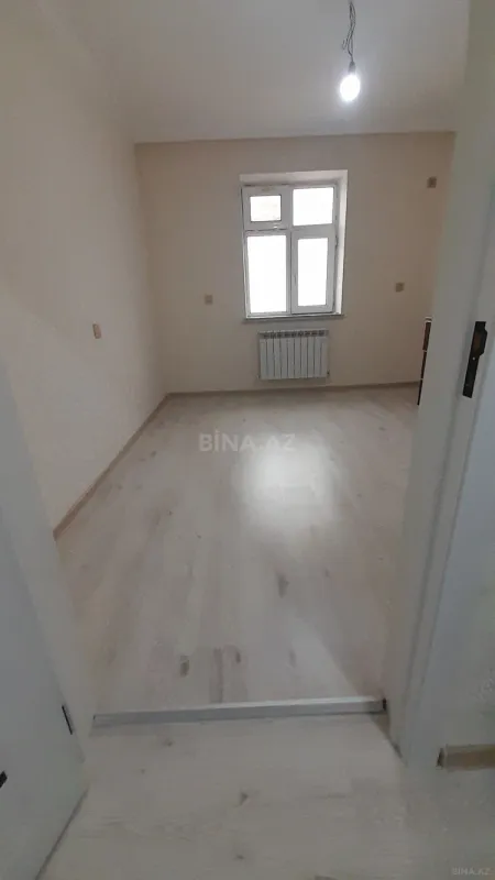 Satılır 4 otaqlı mənzil 80 m²