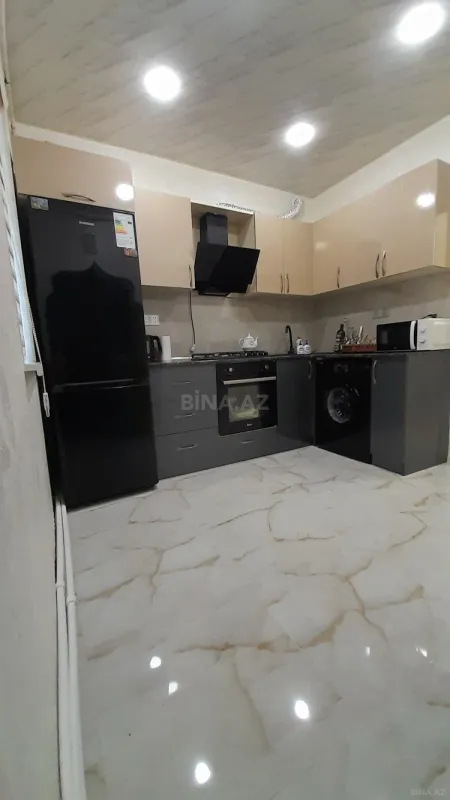 Satılır 4 otaqlı mənzil 80 m²