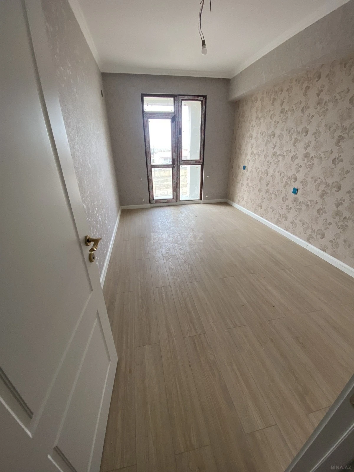 Satılır 3 otaqlı mənzil 86 m²