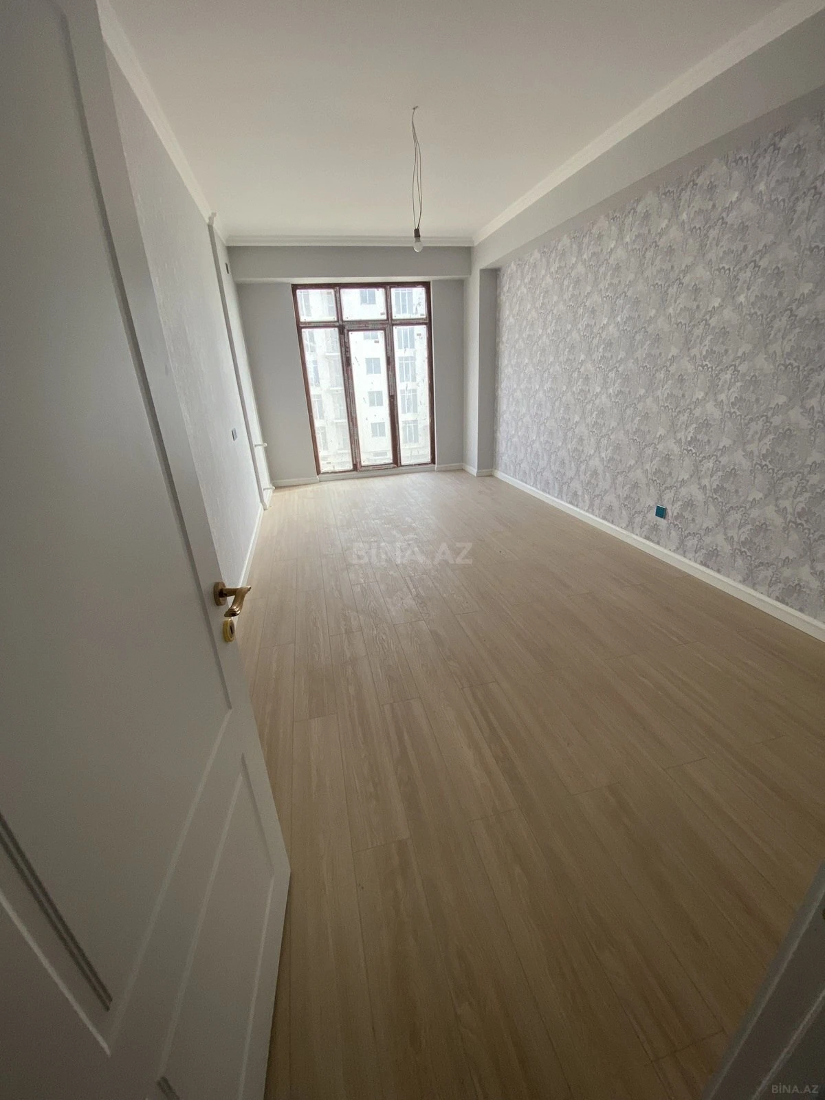 Satılır 3 otaqlı mənzil 86 m²