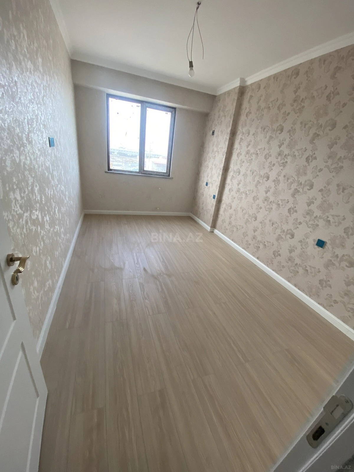 Satılır 2 otaqlı mənzil 57 m²