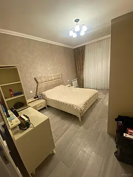 Kirayə verilir 2 otaqlı mənzil 100 m²