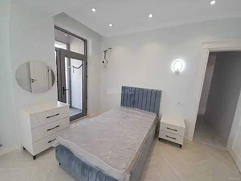 Kirayə verilir 3 otaqlı mənzil 150 m²