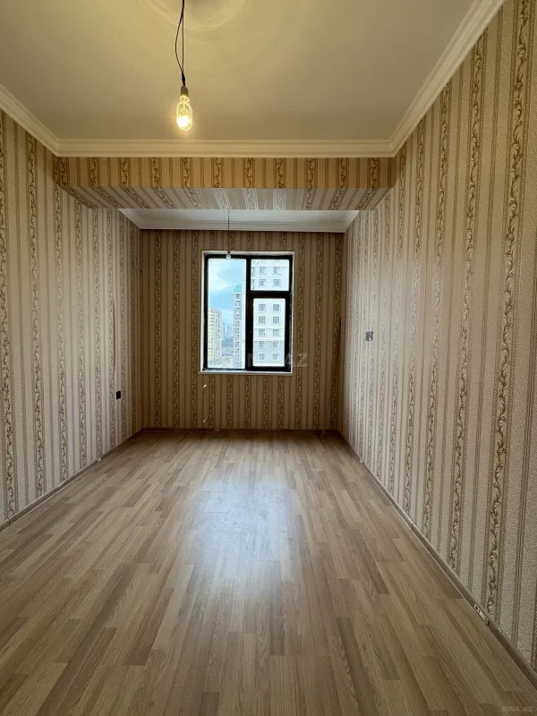 Satılır 3 otaqlı mənzil 110 m²
