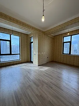 Satılır 3 otaqlı mənzil 110 m²