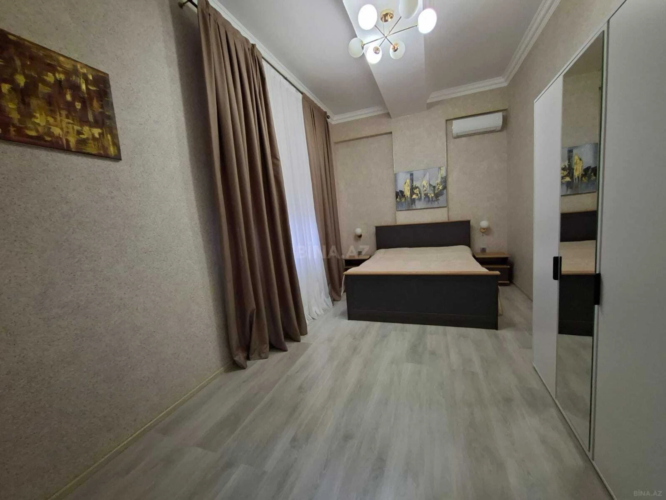 Kirayə verilir 2 otaqlı mənzil 75 m²