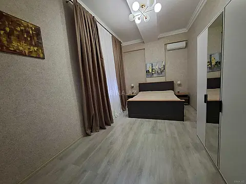 Kirayə verilir 2 otaqlı mənzil 75 m²