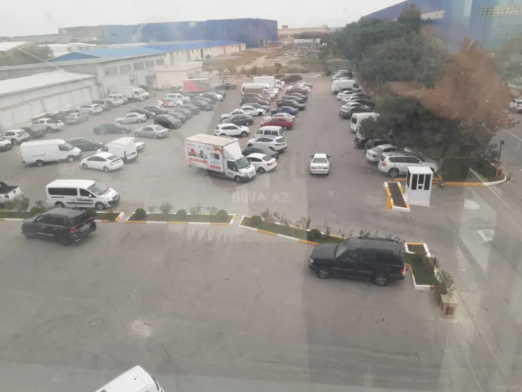 Kirayə verilir obyekt 1000 m²