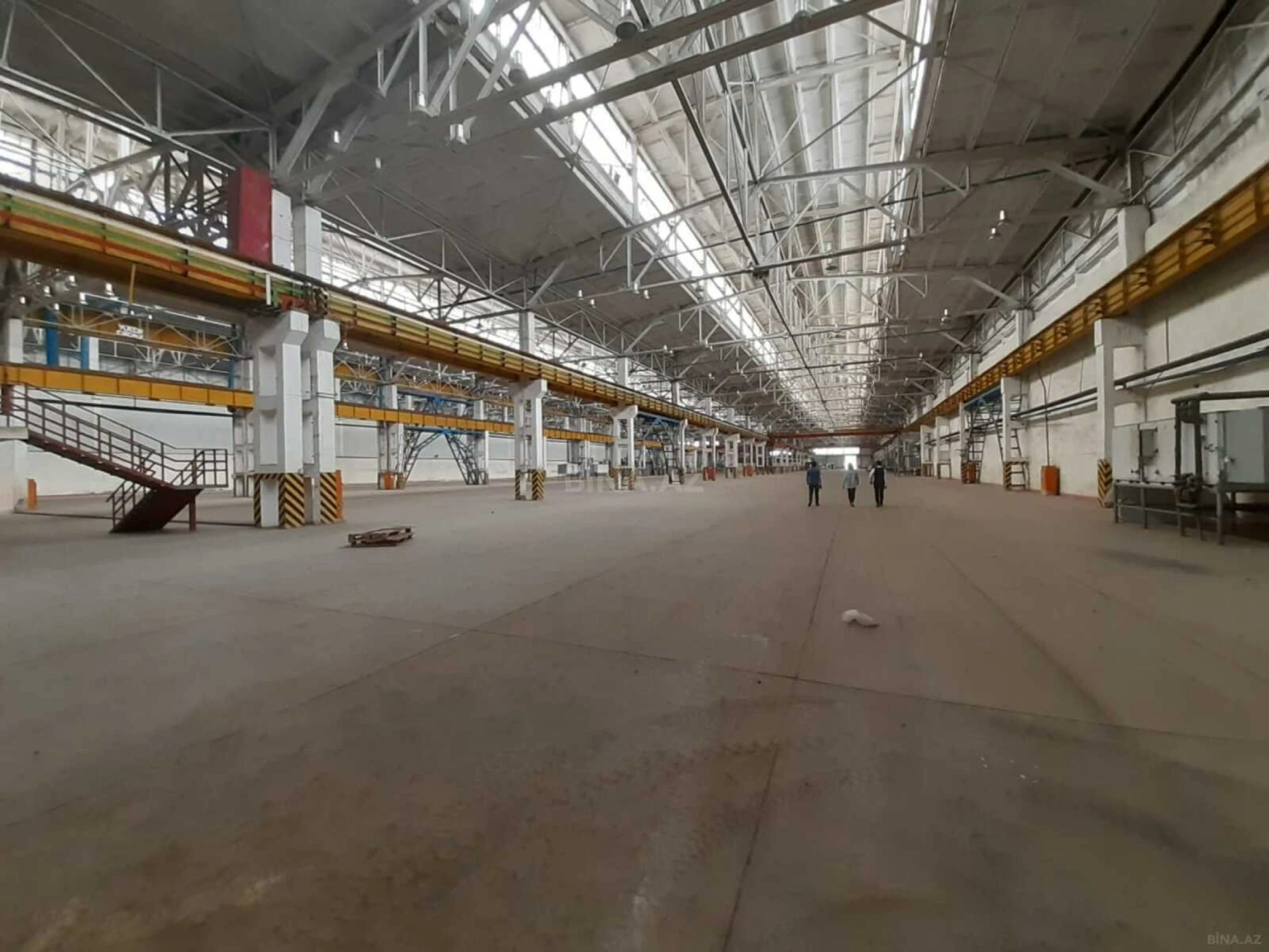 Kirayə verilir obyekt 1000 m²