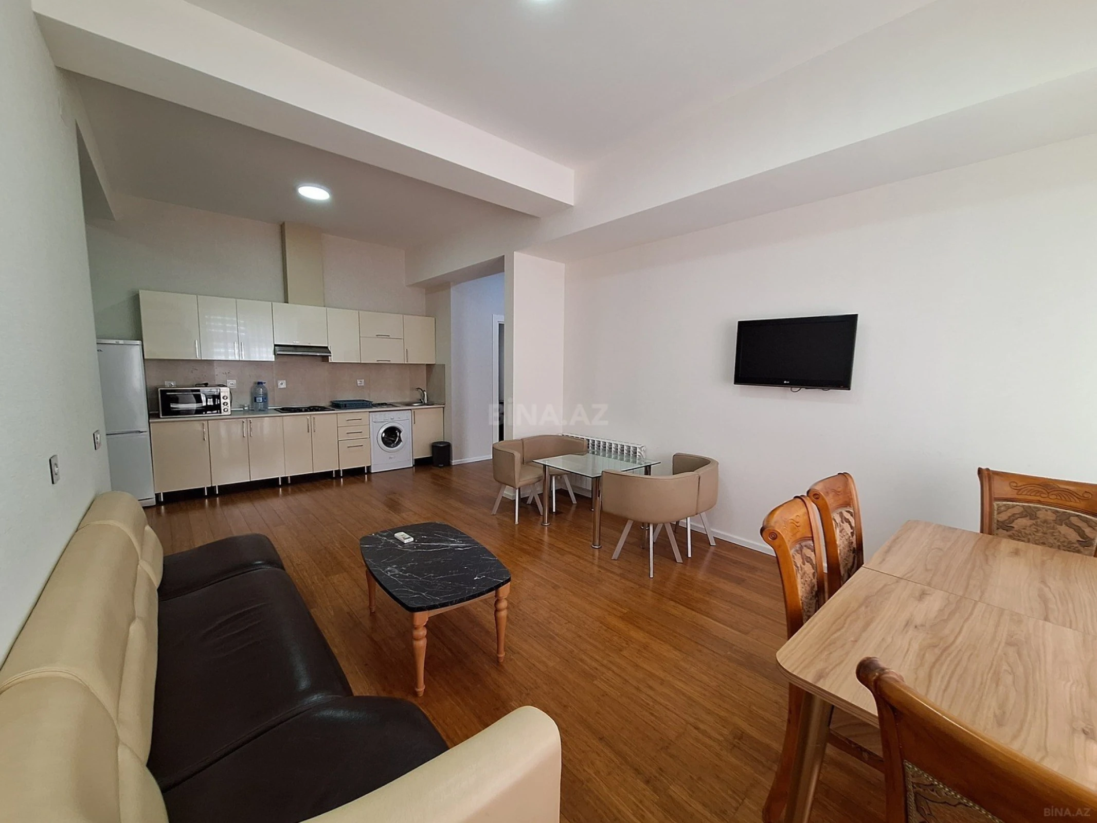 Kirayə verilir 3 otaqlı mənzil 110 m²