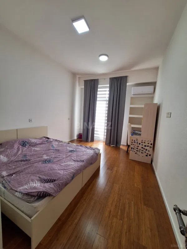 Kirayə verilir 3 otaqlı mənzil 110 m²