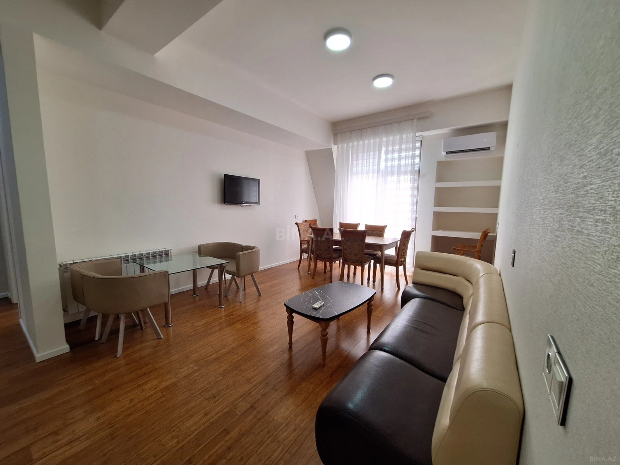 Kirayə verilir 3 otaqlı mənzil 110 m²