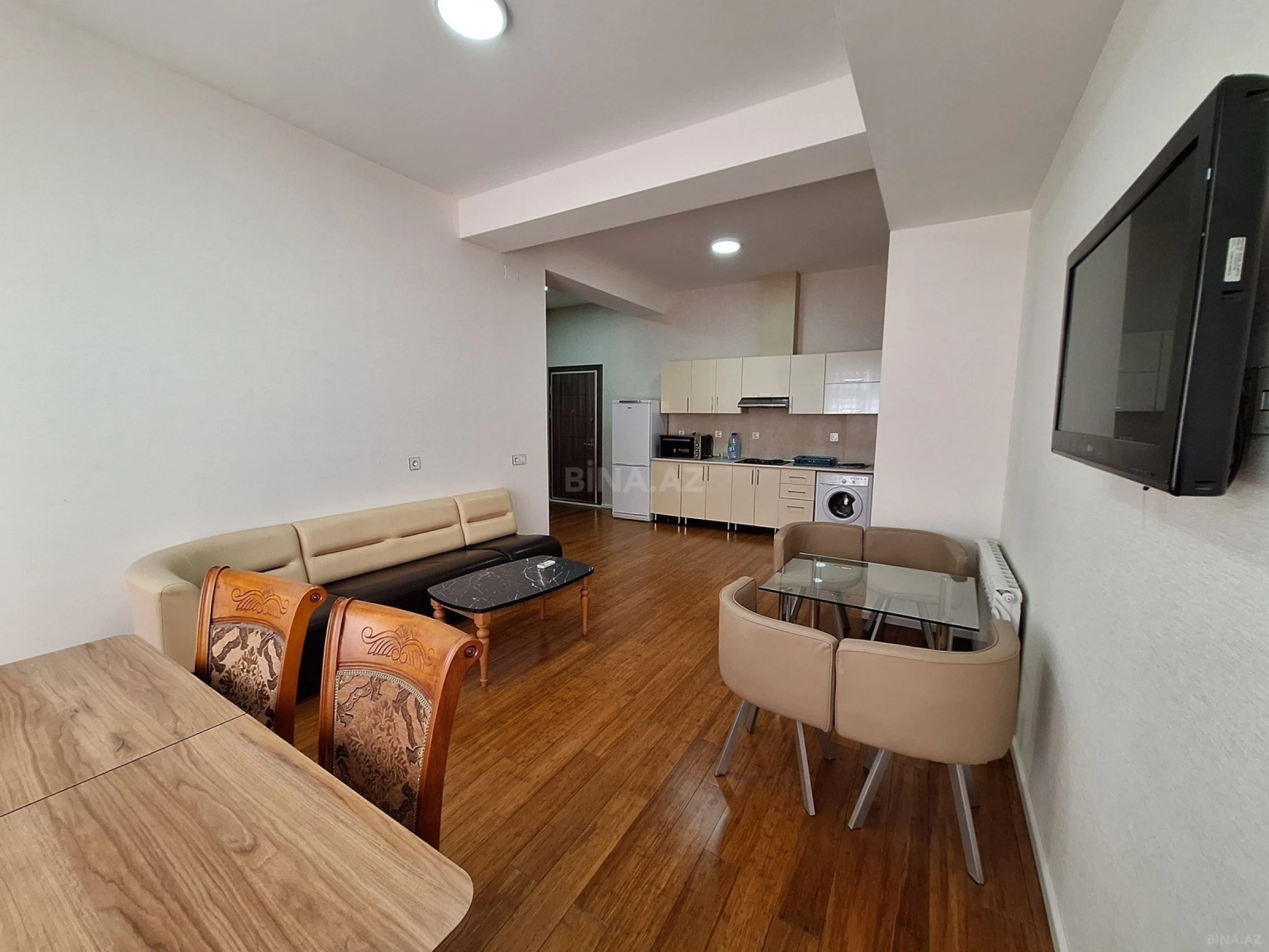 Kirayə verilir 3 otaqlı mənzil 110 m²