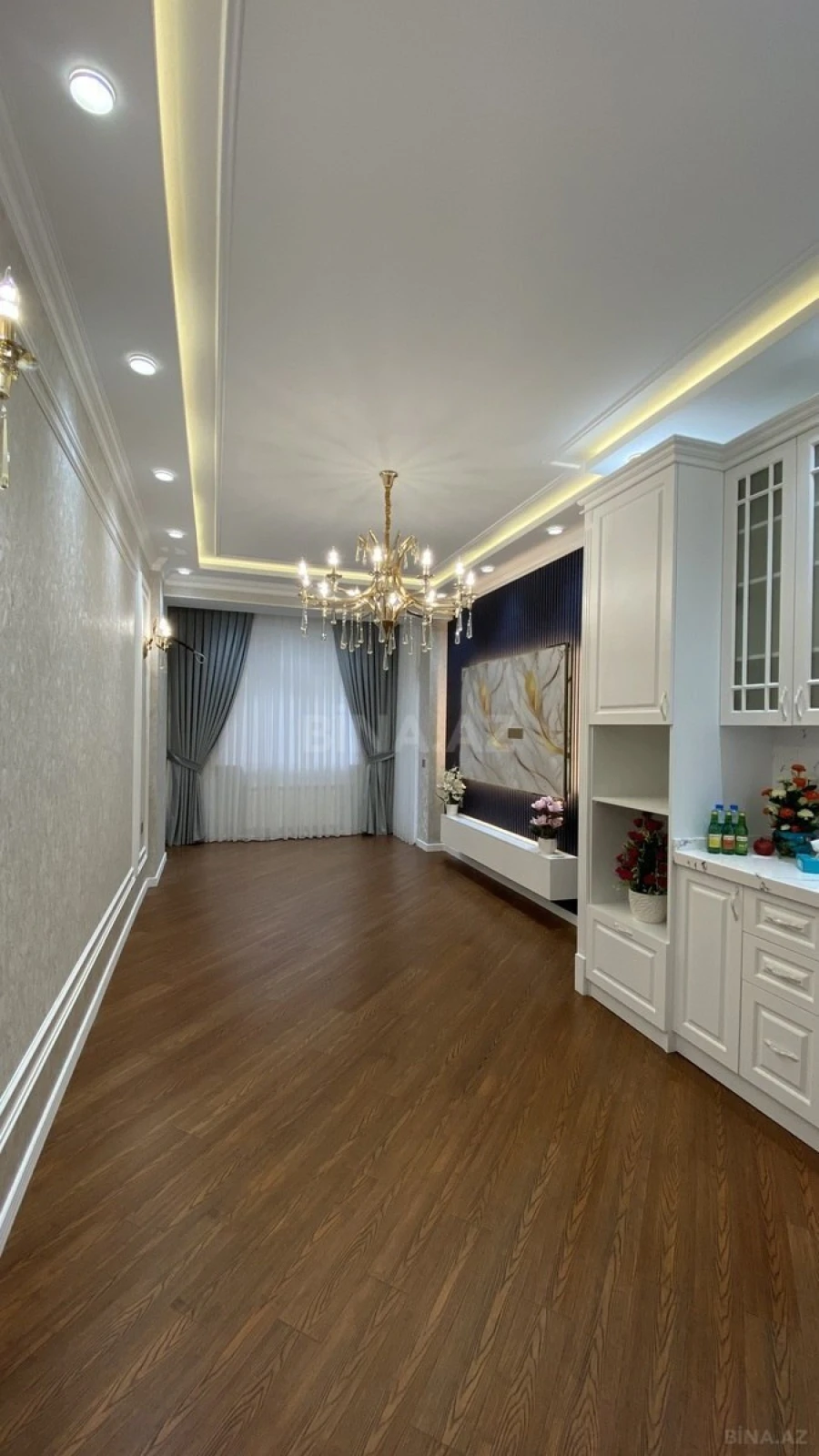 Satılır 3 otaqlı mənzil 104 m²