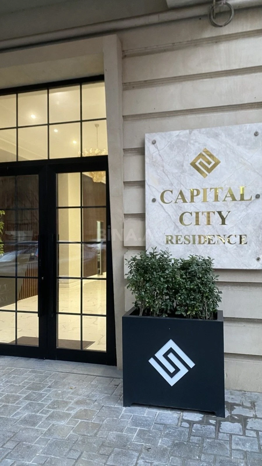 Satılır 3 otaqlı mənzil 104 m²