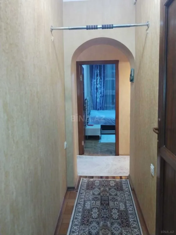 Satılır 4 otaqlı mənzil 110 m²