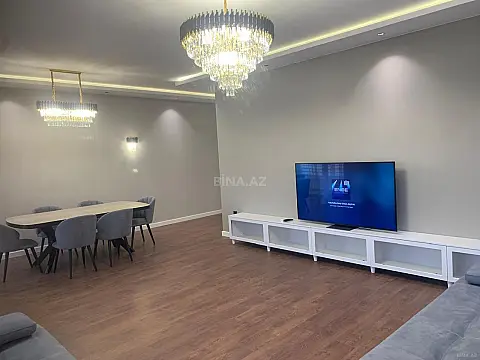 Kirayə verilir 3 otaqlı mənzil 157 m²