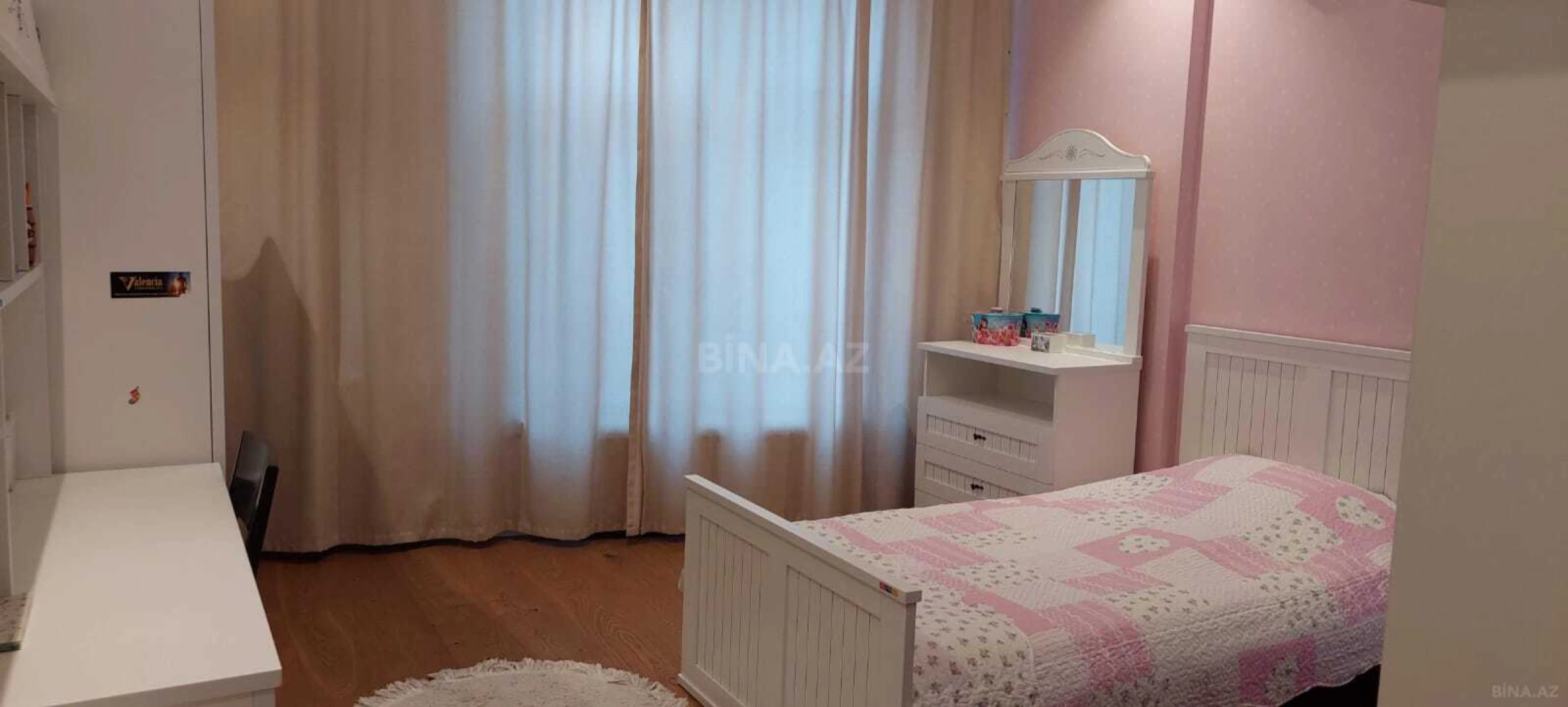 Satılır 3 otaqlı mənzil 170 m²