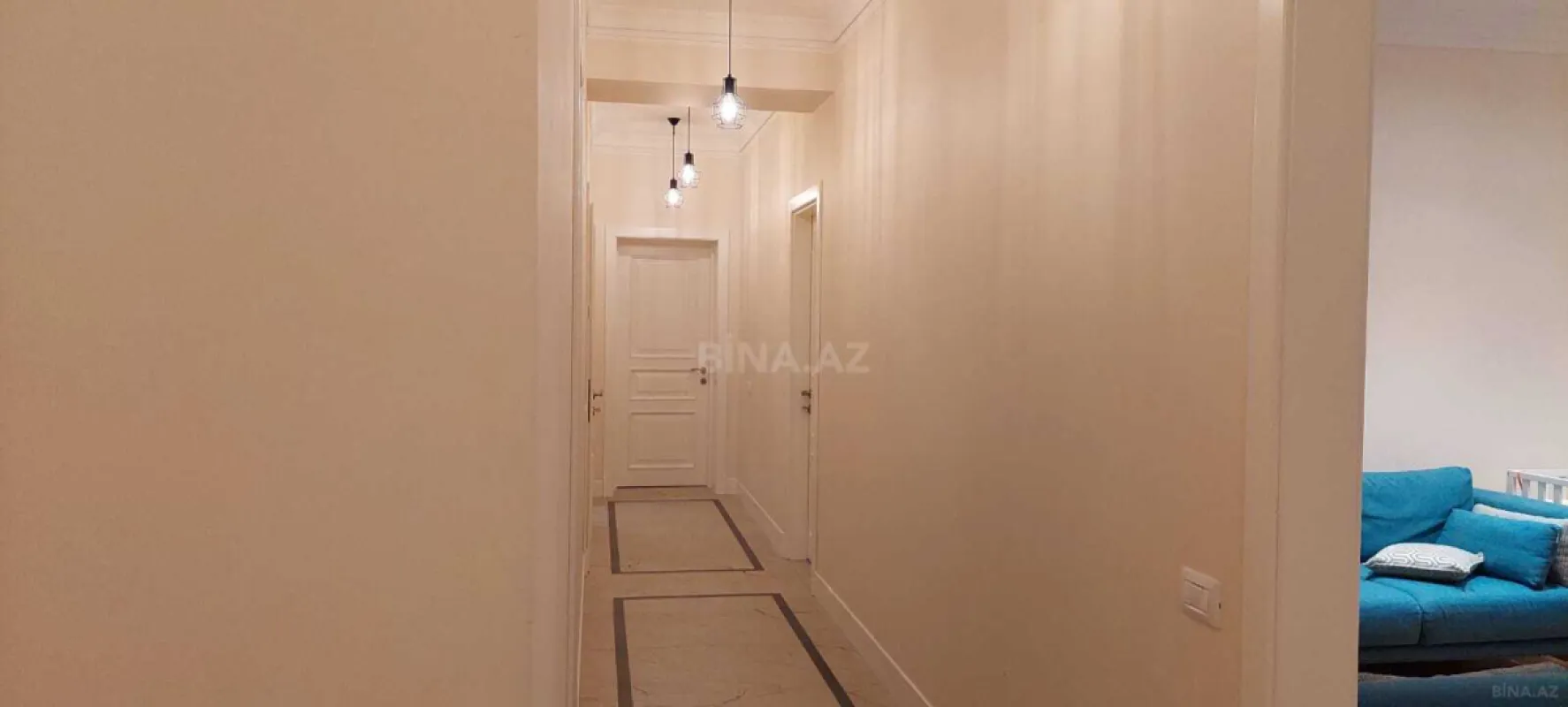 Satılır 3 otaqlı mənzil 170 m²
