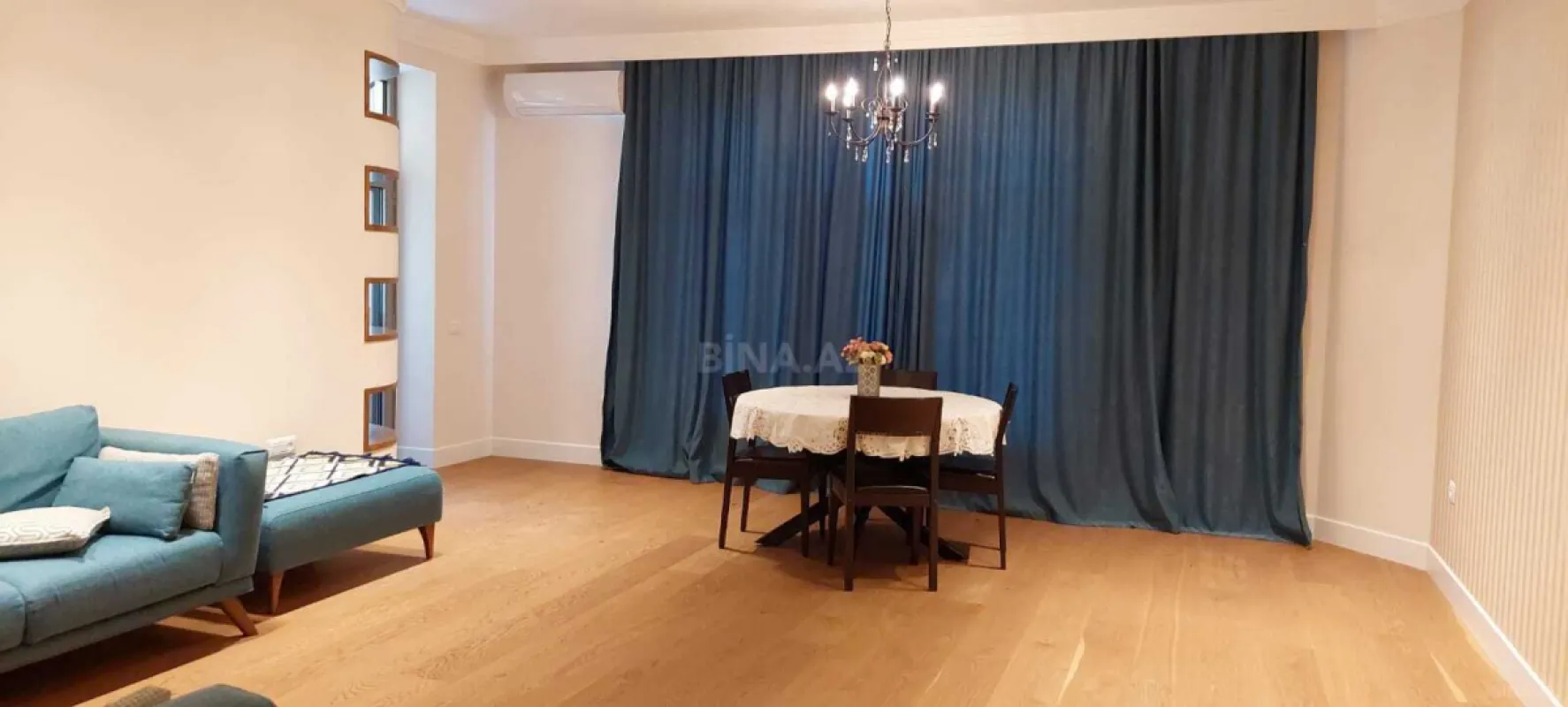 Satılır 3 otaqlı mənzil 170 m²