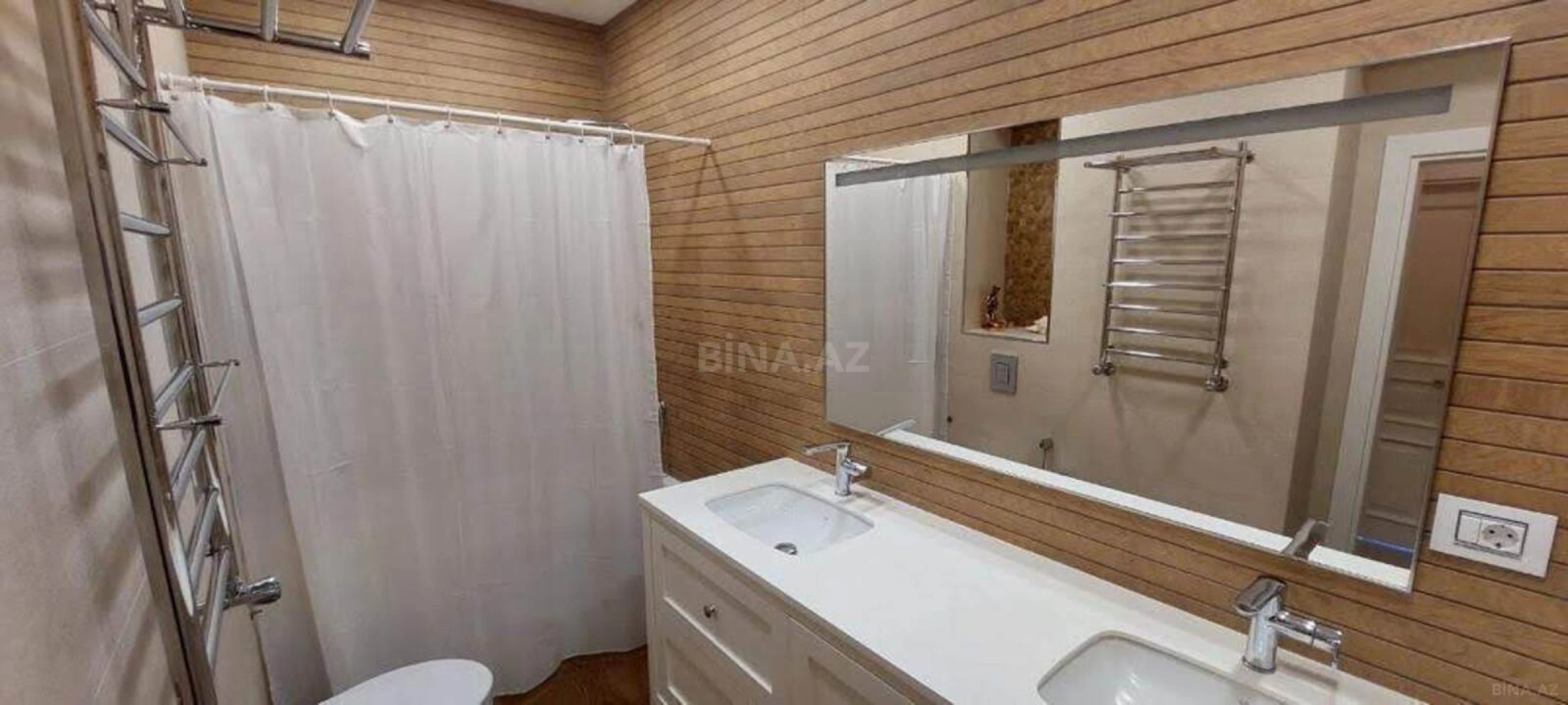 Satılır 3 otaqlı mənzil 170 m²