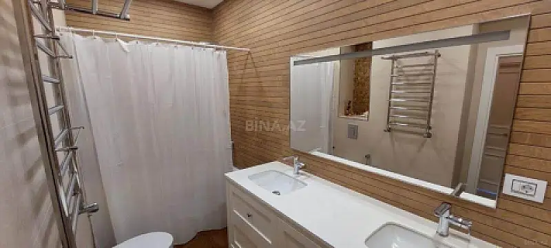 Satılır 3 otaqlı mənzil 170 m²