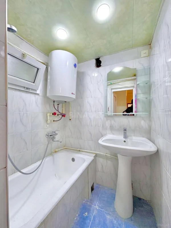 Satılır 2 otaqlı mənzil 53 m²