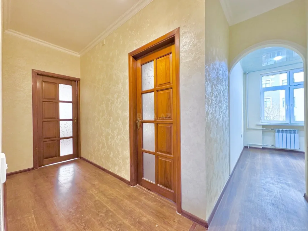 Satılır 2 otaqlı mənzil 53 m²