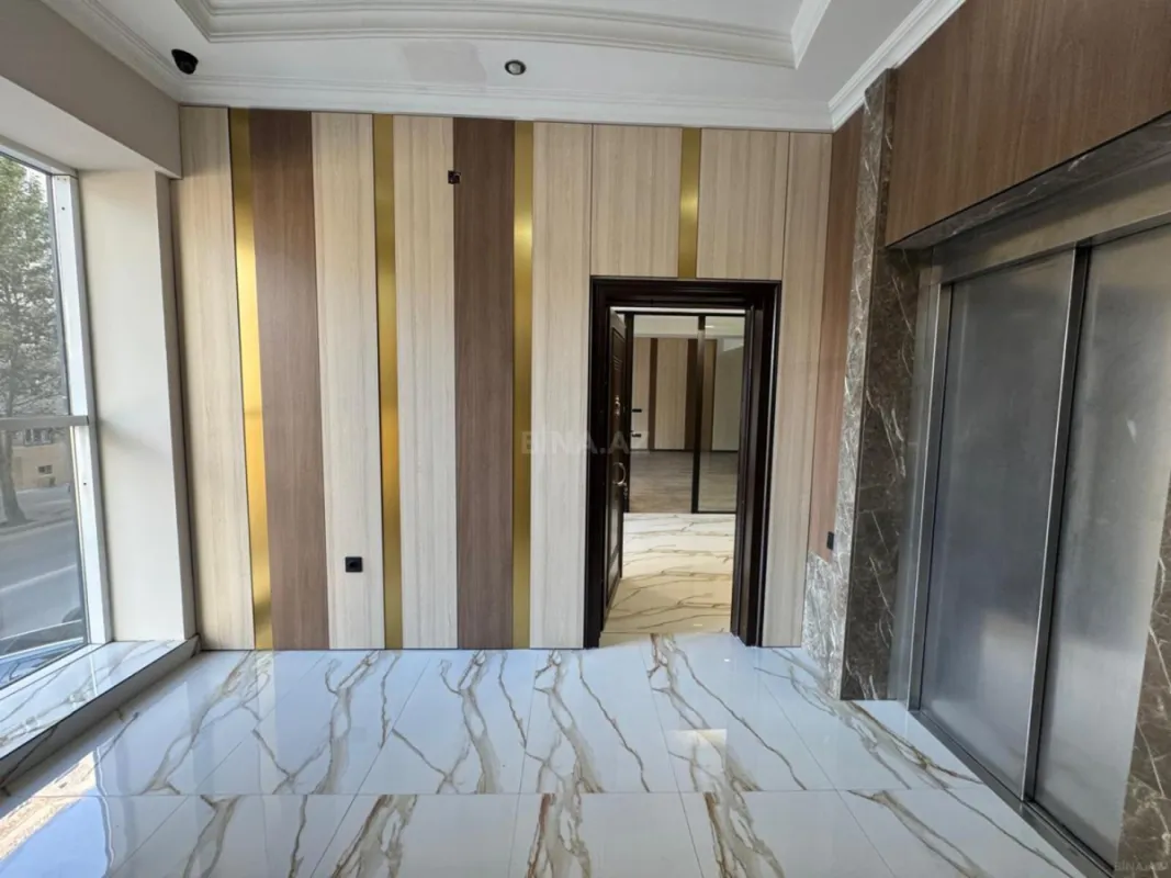 Satılır obyekt 330 m²