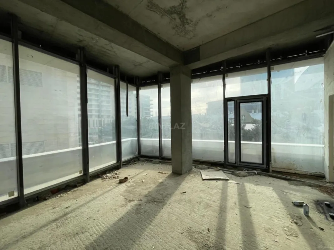 Satılır obyekt 81 m²